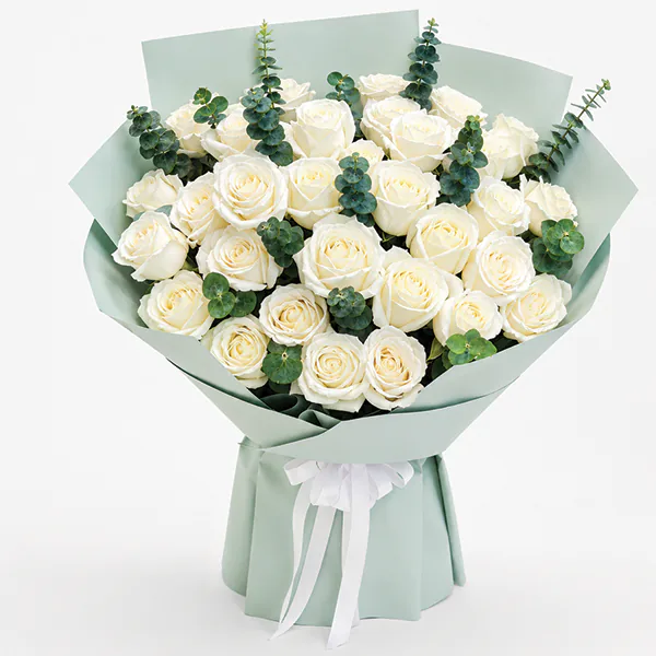 Ivory Moonlight Bouquet