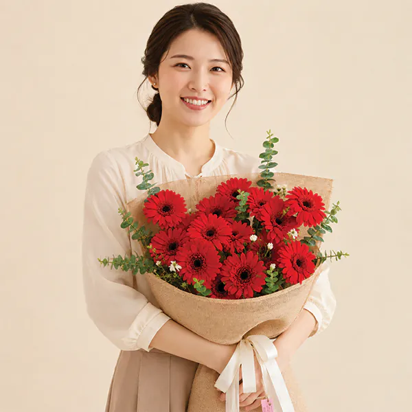Crimson Elegance - Image 2