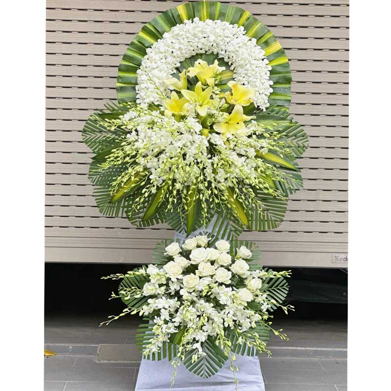 White Standing Flowers